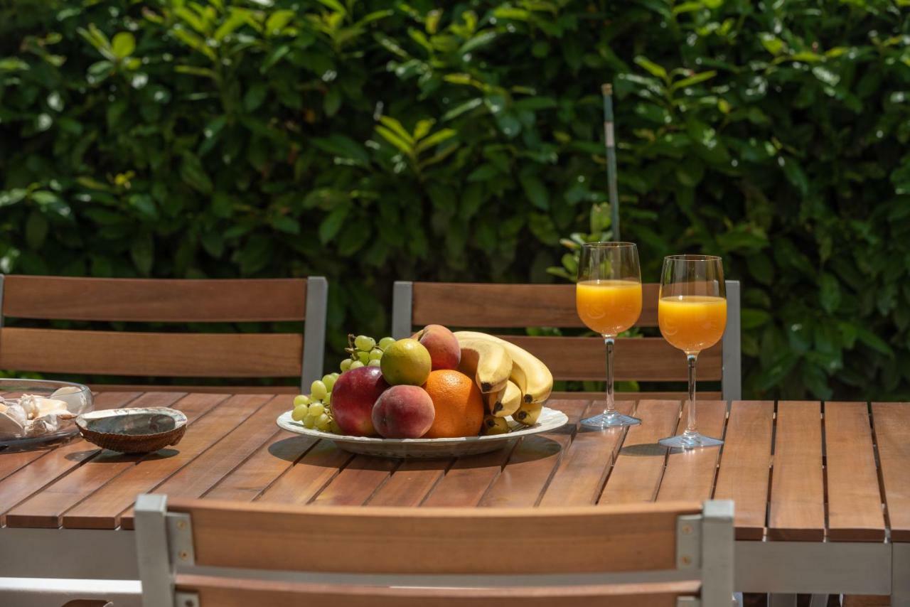Apartments Flora โตรกีร์ ภายนอก รูปภาพ